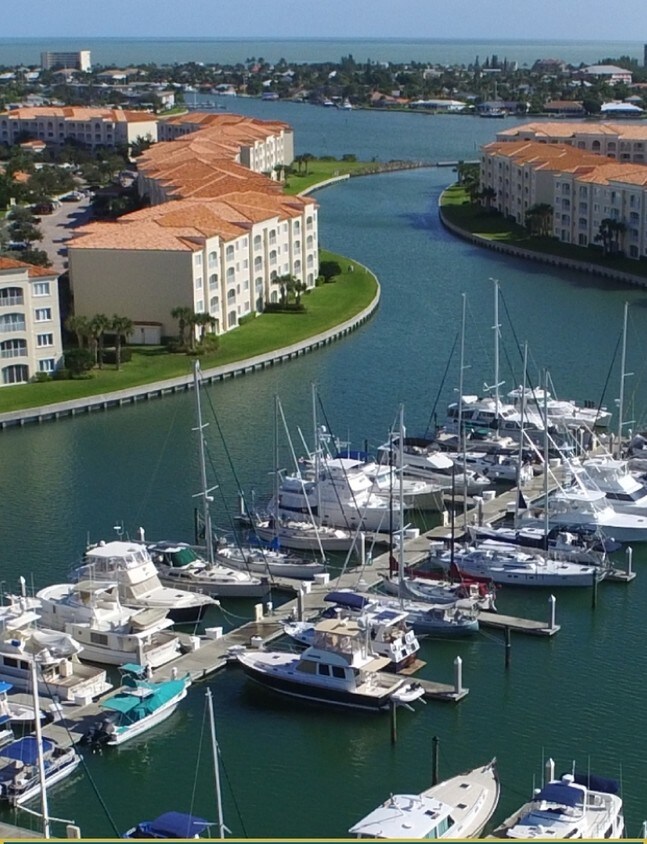 34 Harbour Isle Dr W, Fort Pierce, FL 34949 Condo for Rent in Fort Pierce, FL