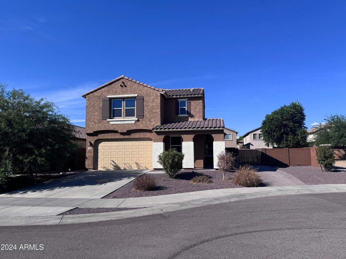 2208 W Carol Ann Way, Phoenix, AZ 85023 House Rental in Phoenix, AZ
