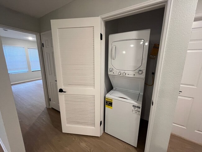 Foto del interior - 1945 Glendon Avenue