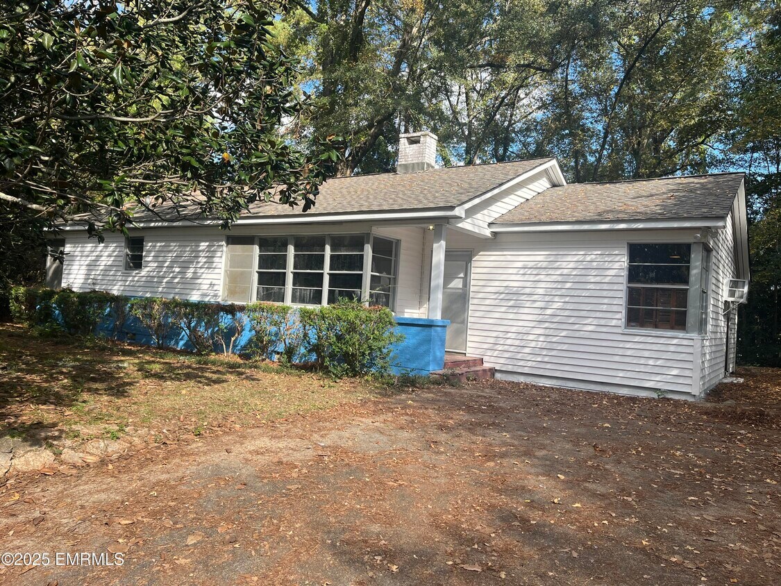 Foto principal - 3228 Grandview Ave