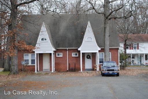 Primary Photo - 1100 Fox Chase