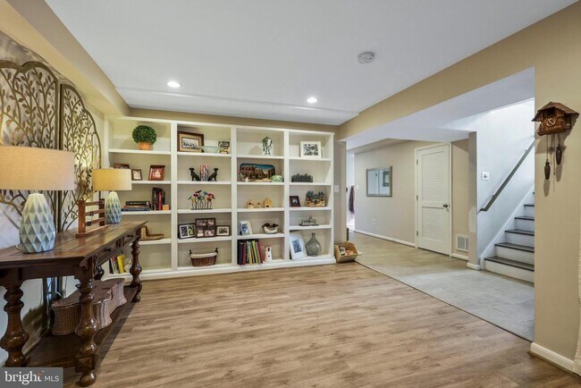 Building Photo - 3113 Woodland Ln