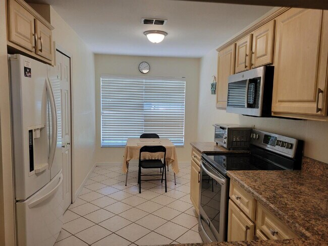 Foto del edificio - Cozy 2 Bedroom Home in 55+ Kings Ridge