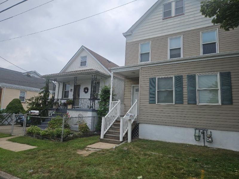 Primary Photo - 42 Highland Ave