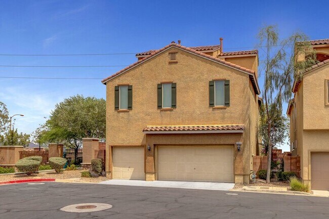 Building Photo - 6998 Castle Mountain Avenue