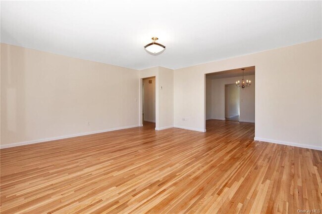 Foto del edificio - 22 Noble Ave