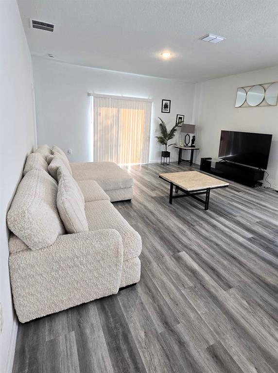 Foto del edificio - 1340 38th St