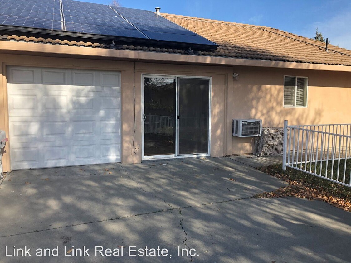 Primary Photo - 2 br, 1 bath House - 4059 Mendes Lane Unit B
