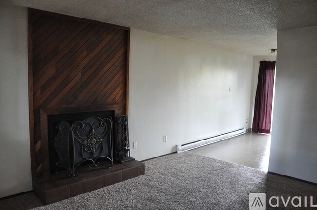 Building Photo - 333 SE 139th Ave