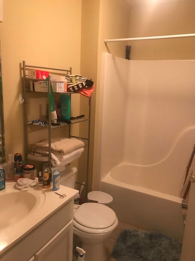 Foto del edificio - 124 Carrollton