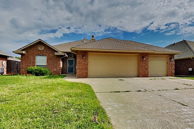 Photo - 1717 SW 32nd St House