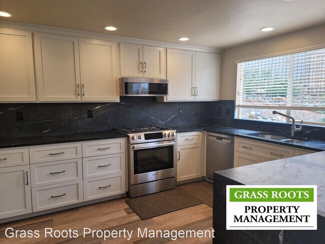 Building Photo - 3 br, 2.5 bath House - 108 Ruby Ledge Ct