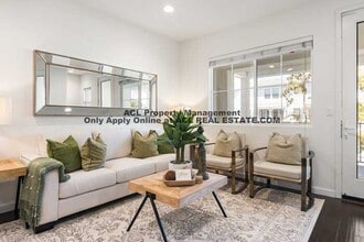 Building Photo - 8558 Seawind Wy