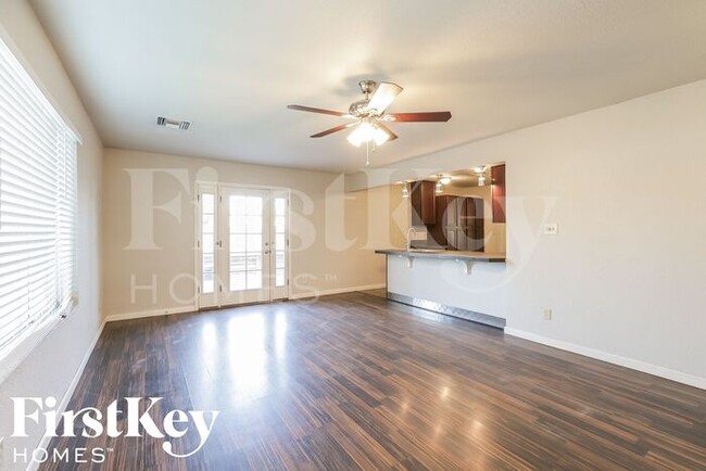 Building Photo - 2518 East Don Carlos Avenue