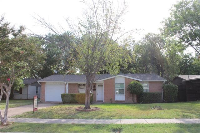 Primary Photo - 1508 Lorrie Dr
