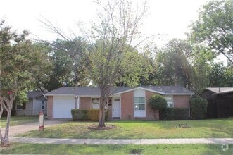 Building Photo - 1508 Lorrie Dr