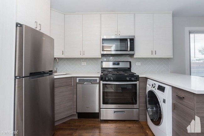 Foto del edificio - 5956 N Winthrop Ave