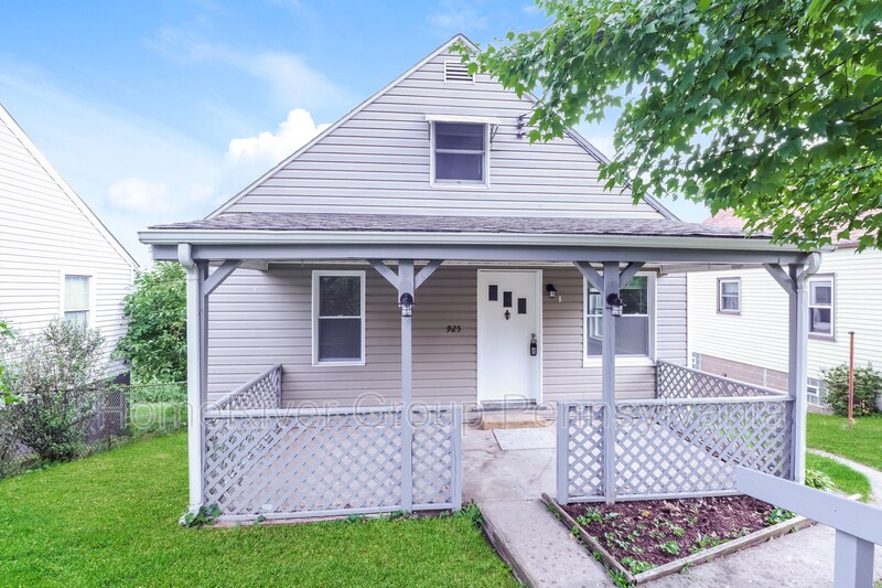 925 Toman Ave, Clairton, PA 15025 House Rental in Clairton, PA