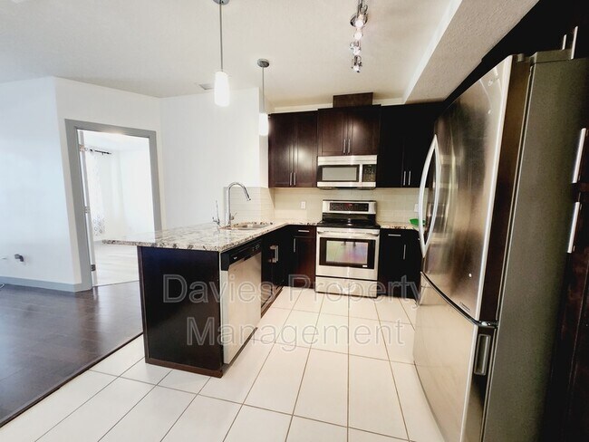 Photo du bâtiment - 5151 Windermere Blvd S W