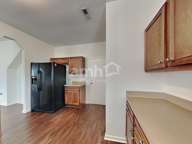 Foto del edificio - 2321 King Malcolm Ln