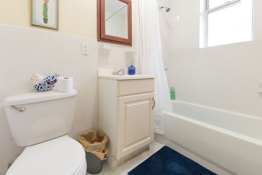 Foto del edificio - 875 Via Cabana