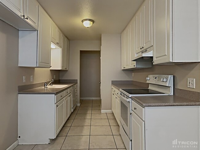 Building Photo - 810 Capstan Ct
