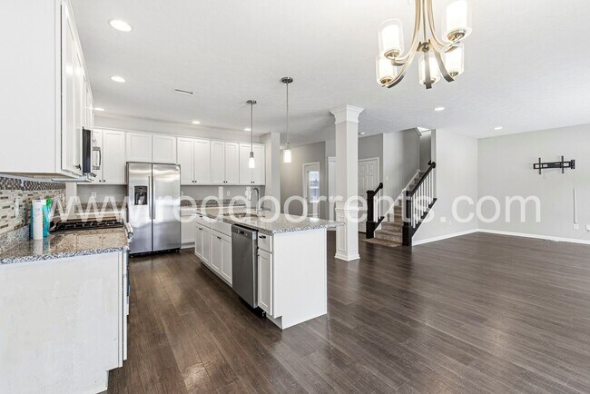 Foto del edificio - Stunning 5-Bedroom Family Home in Vibrant Brownsburg Community