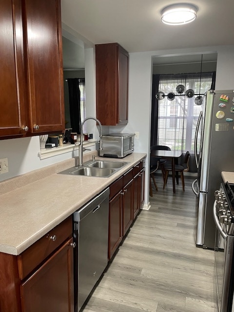 Kitchen - 2908 White Thorn Cir
