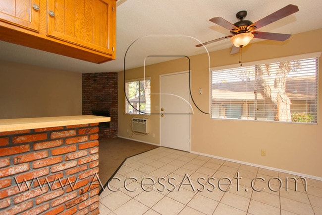 Building Photo - 33082 Adelfa St