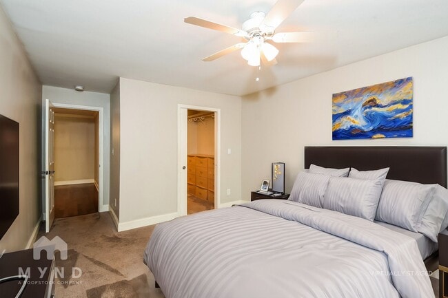 Building Photo - 1202 Pine Heights Dr NE