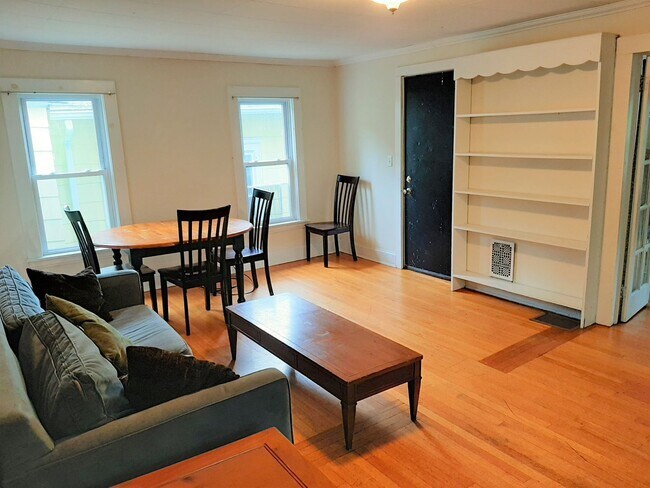 Foto del edificio - 123 Columbia St