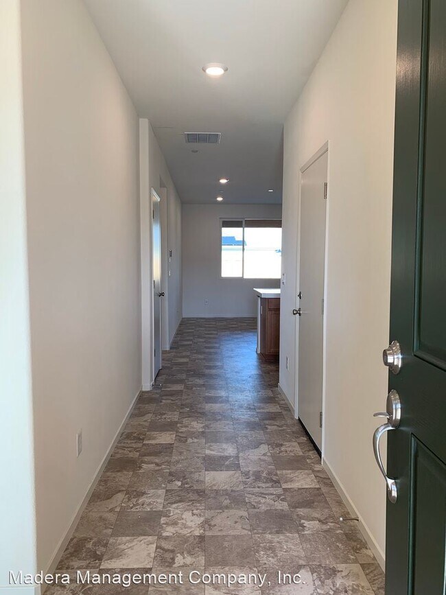 Building Photo - 3 br, 2 bath House - 3595 Morro Rock PL