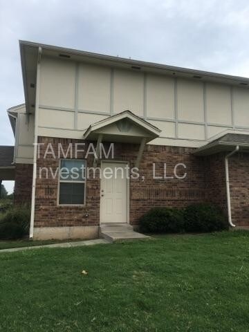 Primary Photo - 212 Chalmette Dr