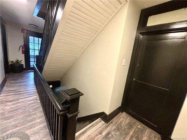 Foto del edificio - 111 S Ohioville Rd