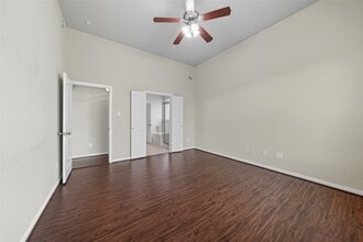 Building Photo - 2551 Marquette Trail