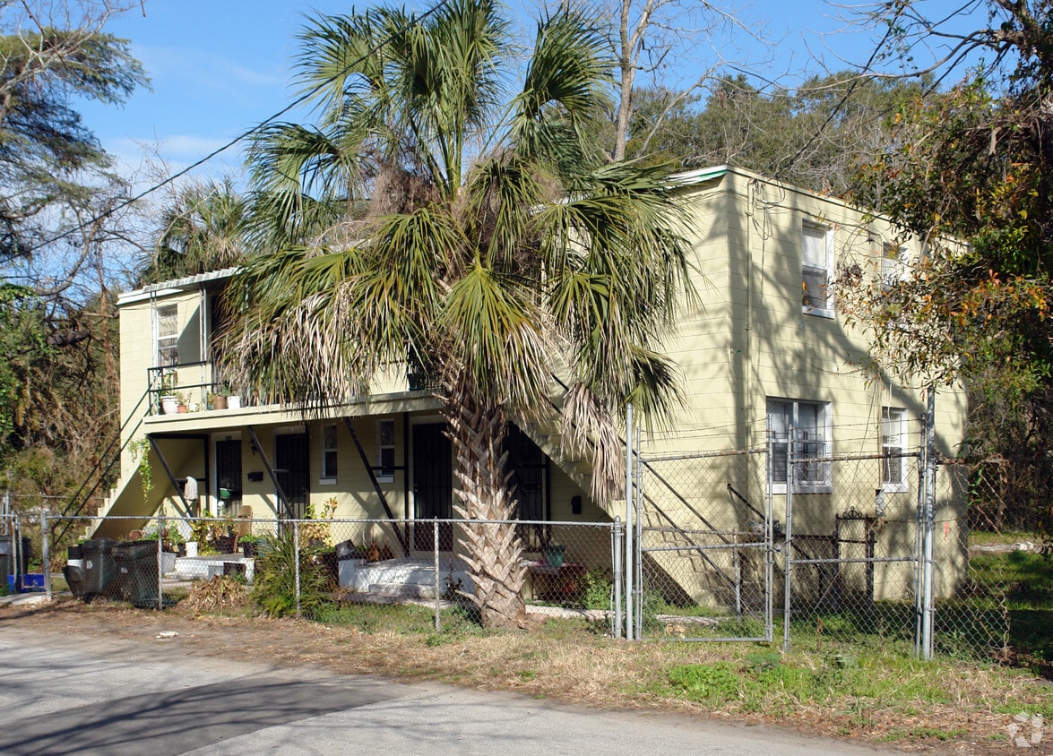 Building Photo - 1017 6th St