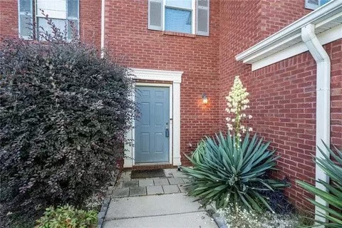 Building Photo - 5563 Windfall Ln