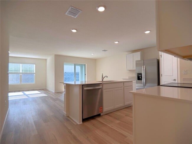 Building Photo - 11331 SE 72nd Ct