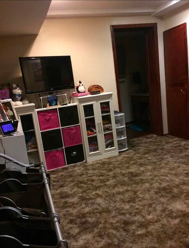 Foto del edificio - Olive St.