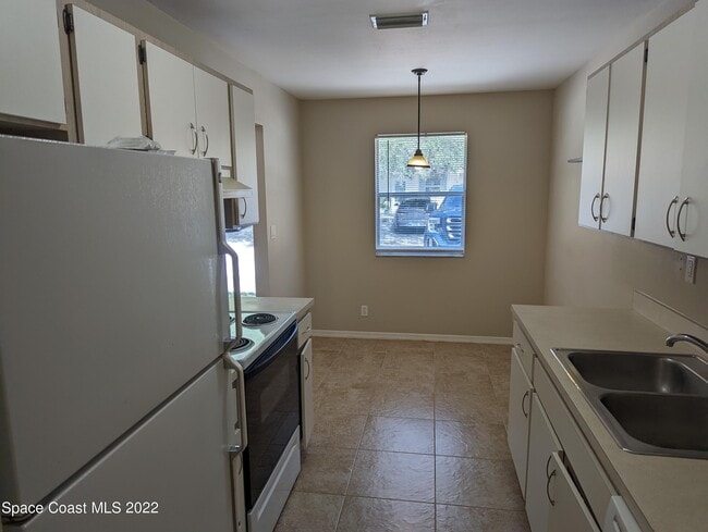Building Photo - 4540 Memory Ln