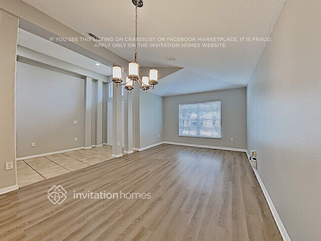 Foto del edificio - 10716 Leader Ln