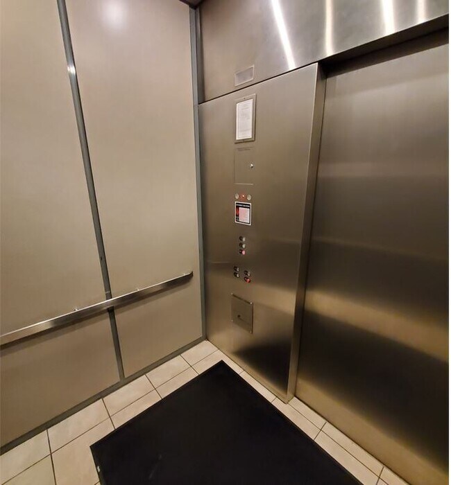 Foto del edificio - 3265 Kirchoff Rd