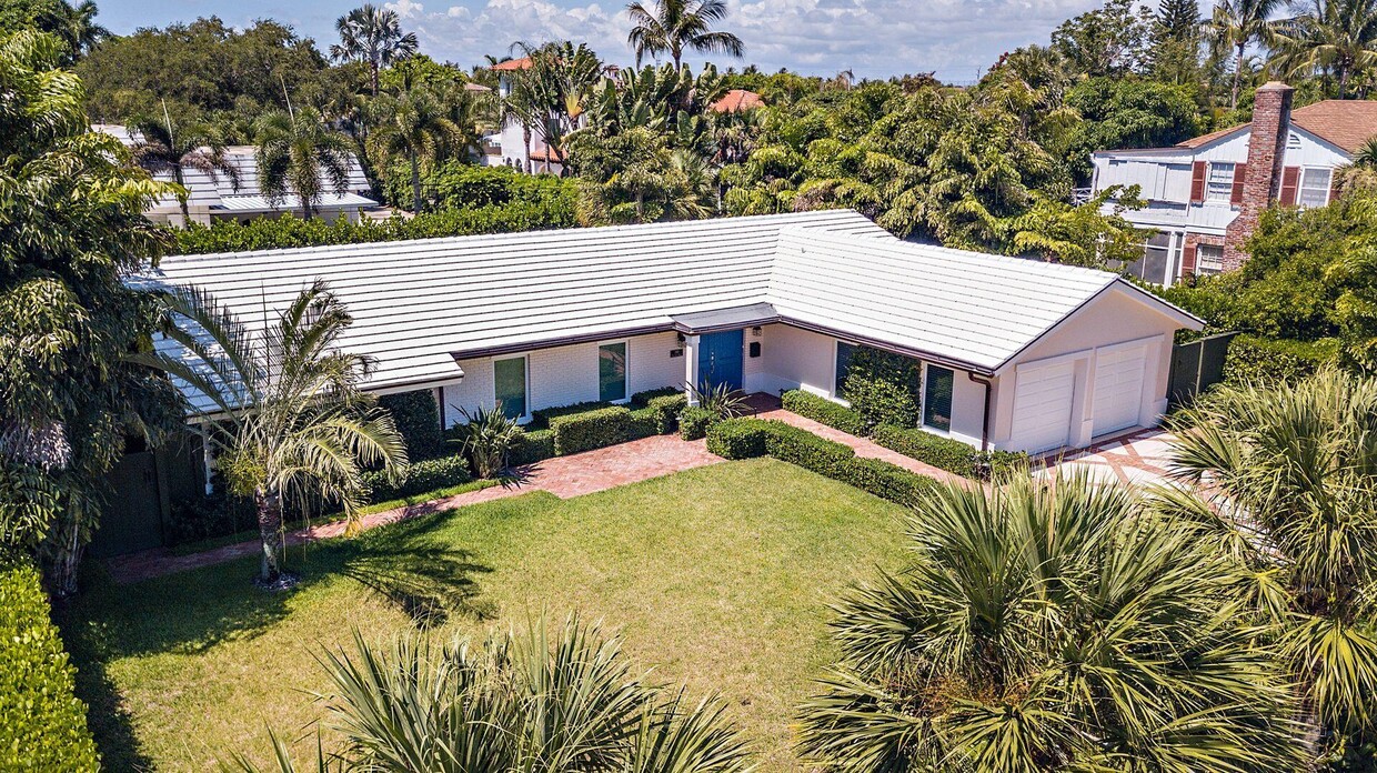 Primary Photo - 210 Ellamar Rd