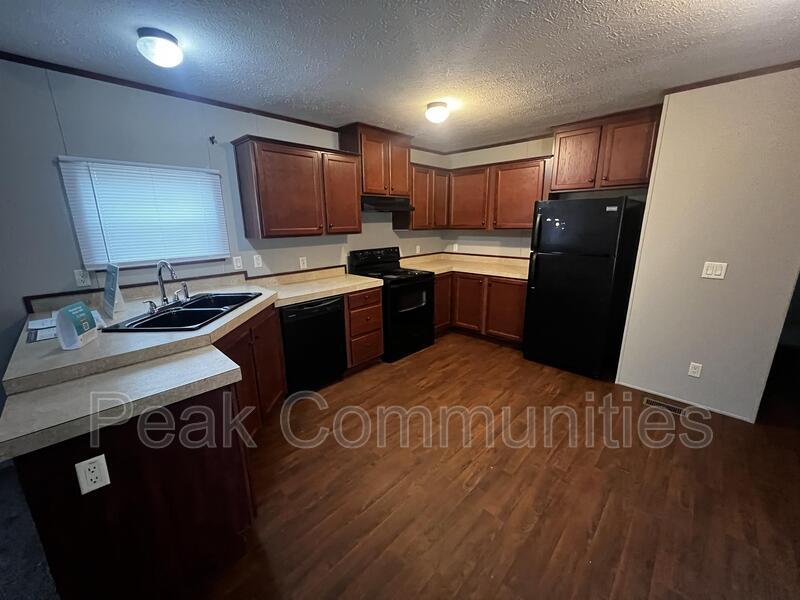 163 Pine St, Hopkinsville, KY 42240 House Rental in Hopkinsville, KY