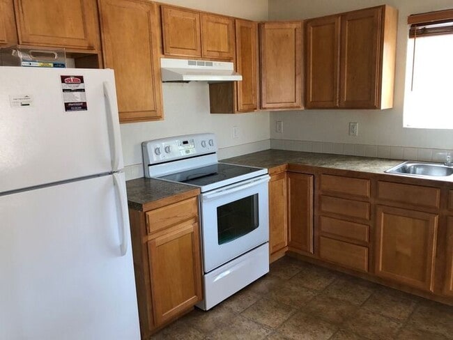 Building Photo - Great Home in West Greeley