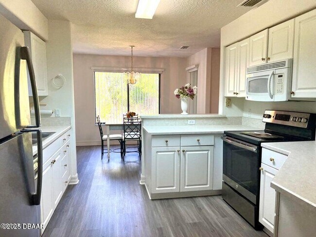 Foto del edificio - 129 Blue Heron Dr