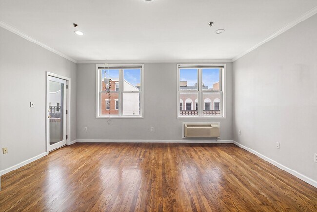 Foto del edificio - 518 Monroe St