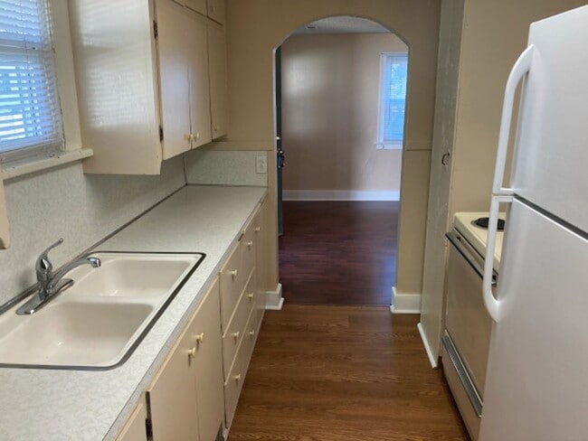 Foto del edificio - Shadle Area Home