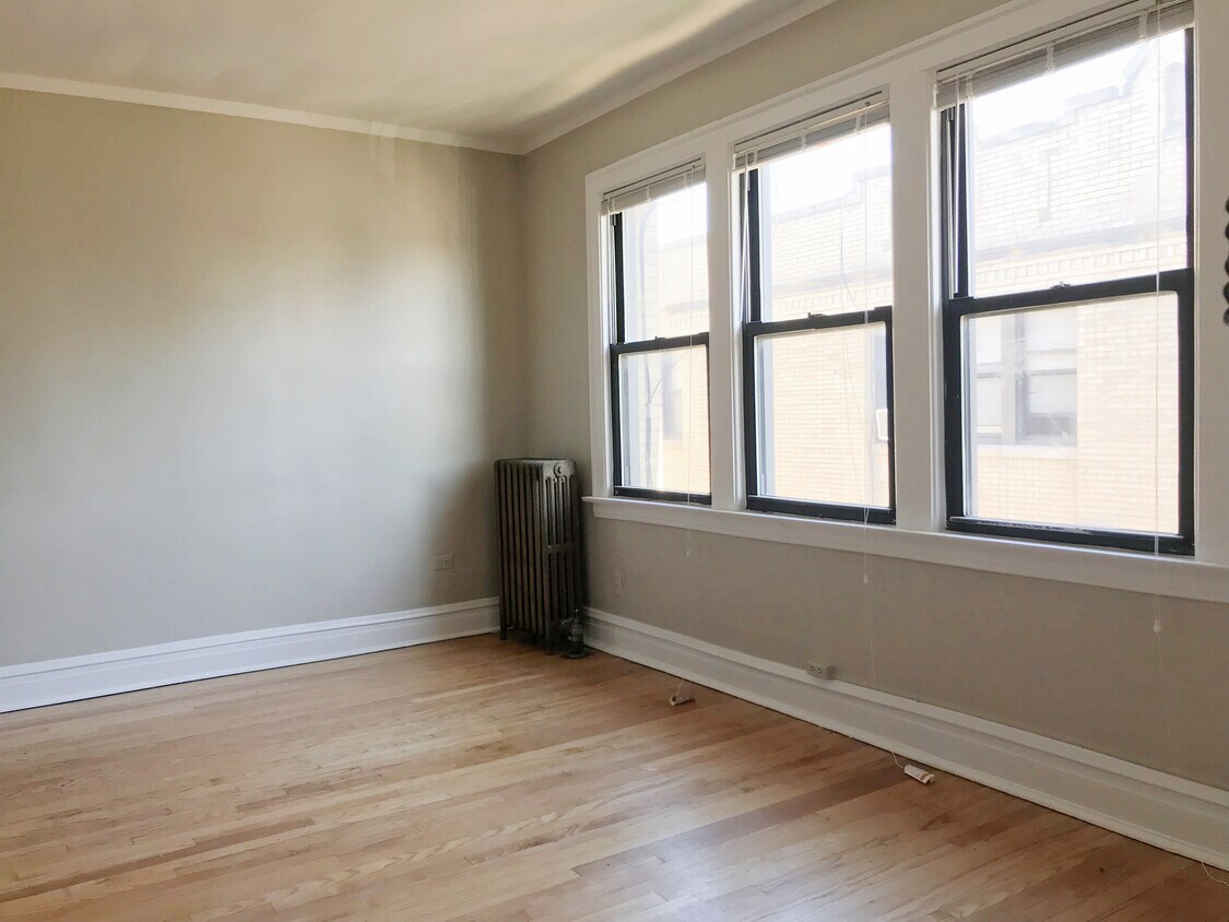 6817 W 21st St Unit 601, Berwyn, IL 60402 Room for Rent in Berwyn, IL