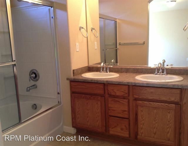 Foto del edificio - 3 br, 2 bath House - 558 S. Renn Ave.